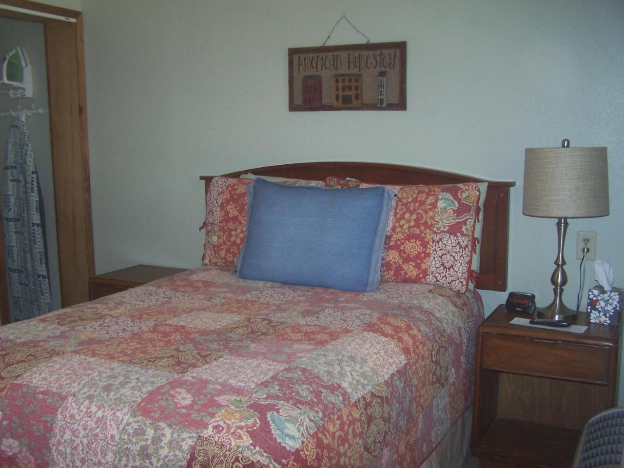 Blanco County Inn & Guesthouses Exterior photo